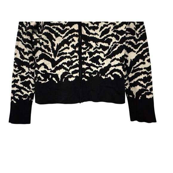 Women’s Jones New York Black & White Zebra Print Zippered Cardigan: Size M - Picture 3 of 11